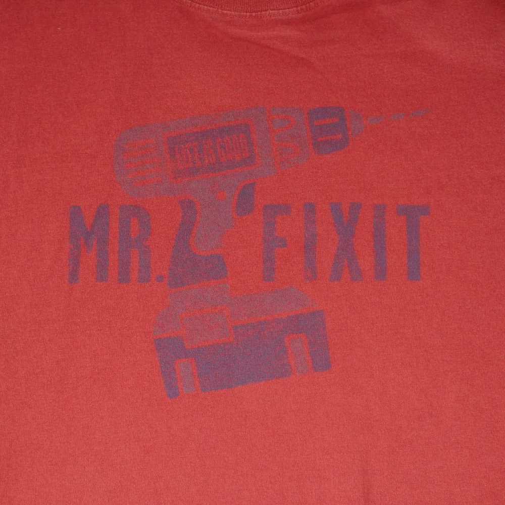 Life Is Good Shirt Mens XL Red Short Sleeve Crew‎ Neck Mr. Fix It Handyman - Picture 5 of 16